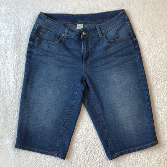 Faded Glory Pants - Ladies Faded Glory Knee Length Shorts